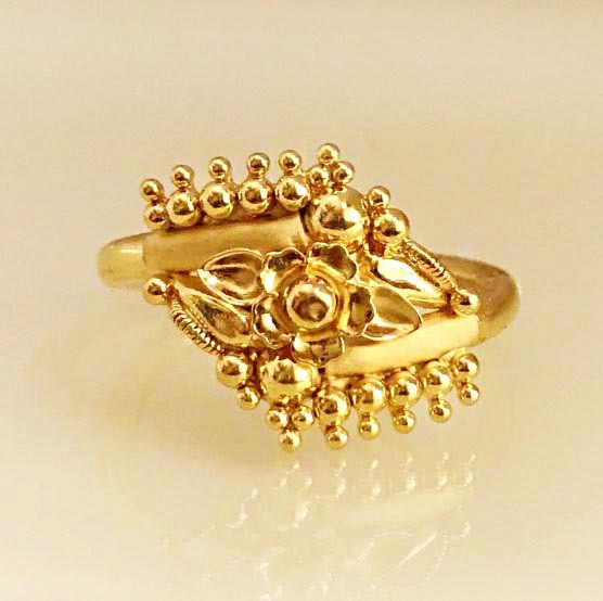 Fancy Glistening 22k Gold Ring – Andaaz Jewelers