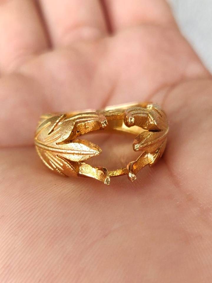 ROYAL 18K PURE GOLD RING WITH ARTISTIC CRAFTSMANSHIP
